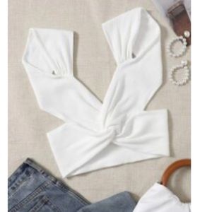 White cross cross crop top cut out